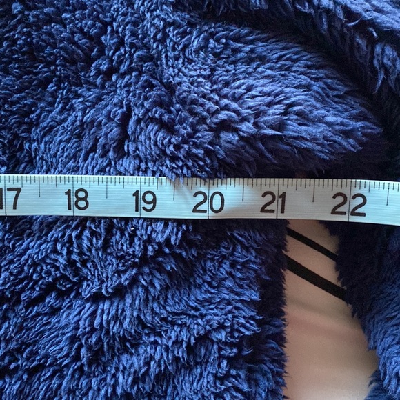 KJP Vermont Moose Fleece - Picture 10 of 11